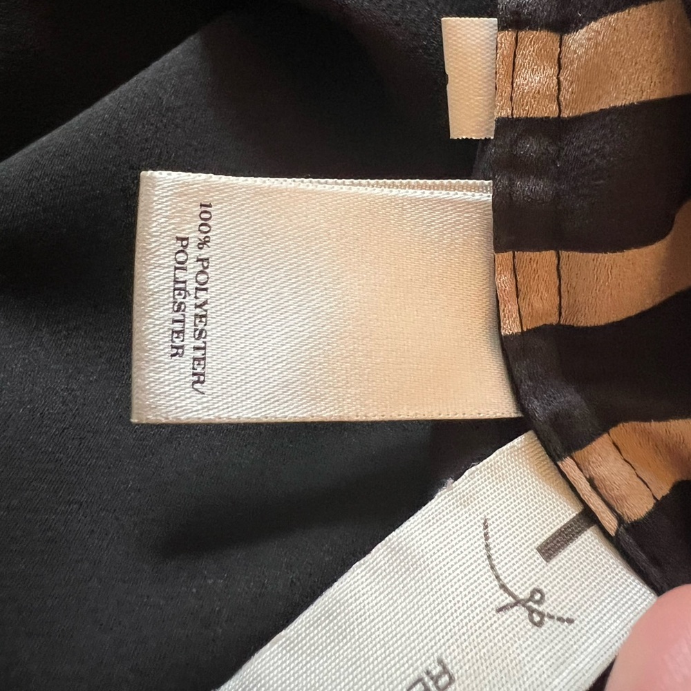 Ann Taylor Black and Tan Graphic Boxy Blouse - Picture 4 of 5
